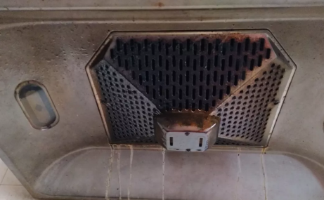 油煙機清洗前圖片